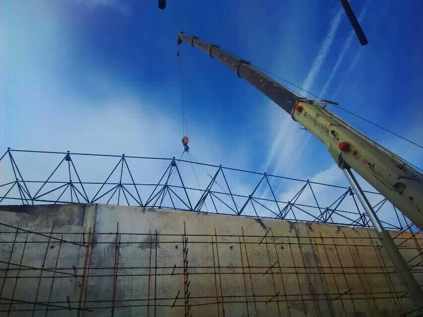 鄂尔多斯食堂网架结构工程